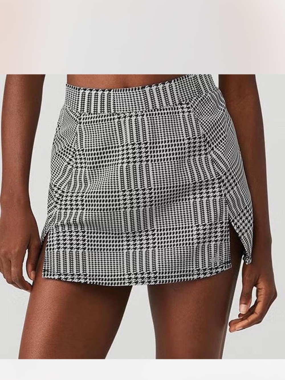 Alo Houndstooth Mini Tennis Skort